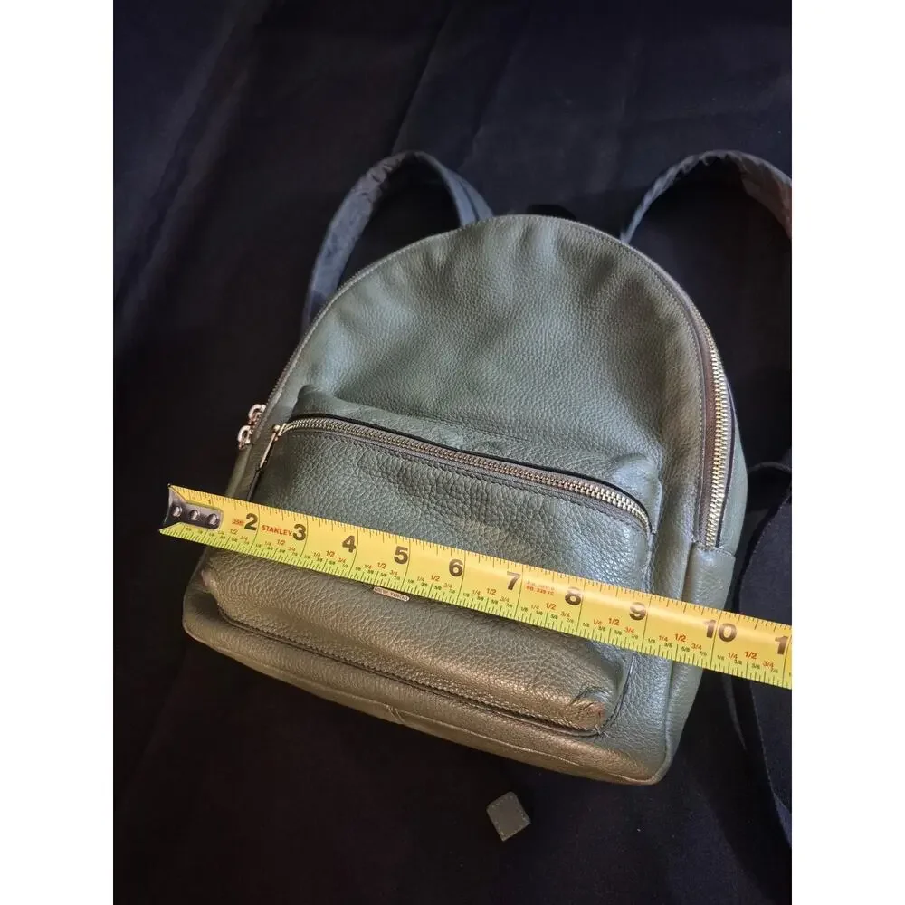 COACH Bag 30550 Backpack Pebbled Leather Medium Women's - Rare Green Authentic